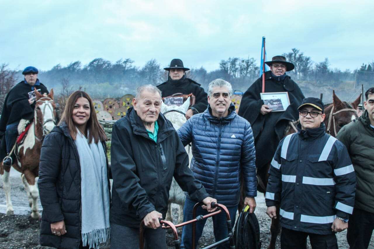 La Legisladora  Dos Santos acompañó el homenaje al Correo Histórico Policial en el antiguo Destacamento Lago Kami