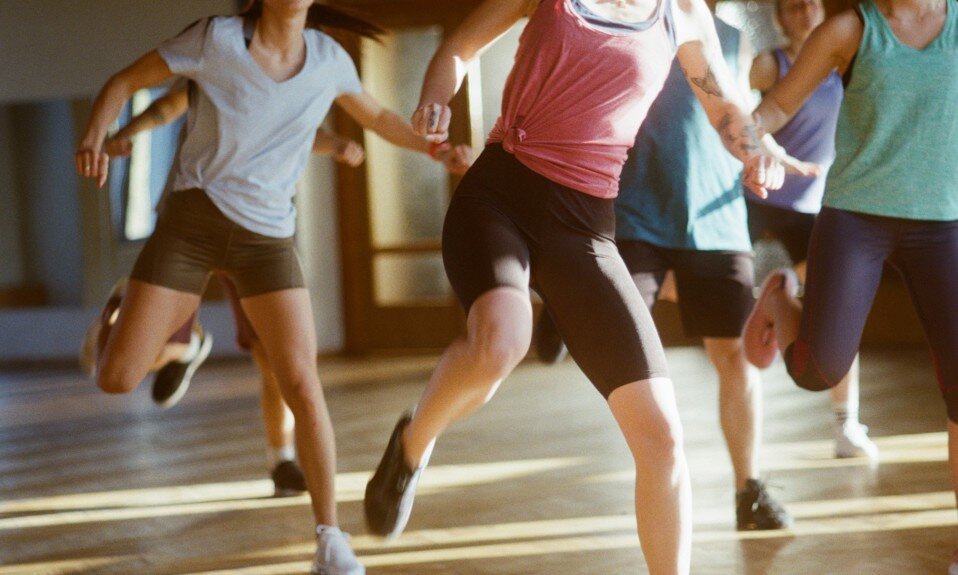 Ushuaia se mueve al ritmo de la zumba con el programa “Movete en tu Barrio”