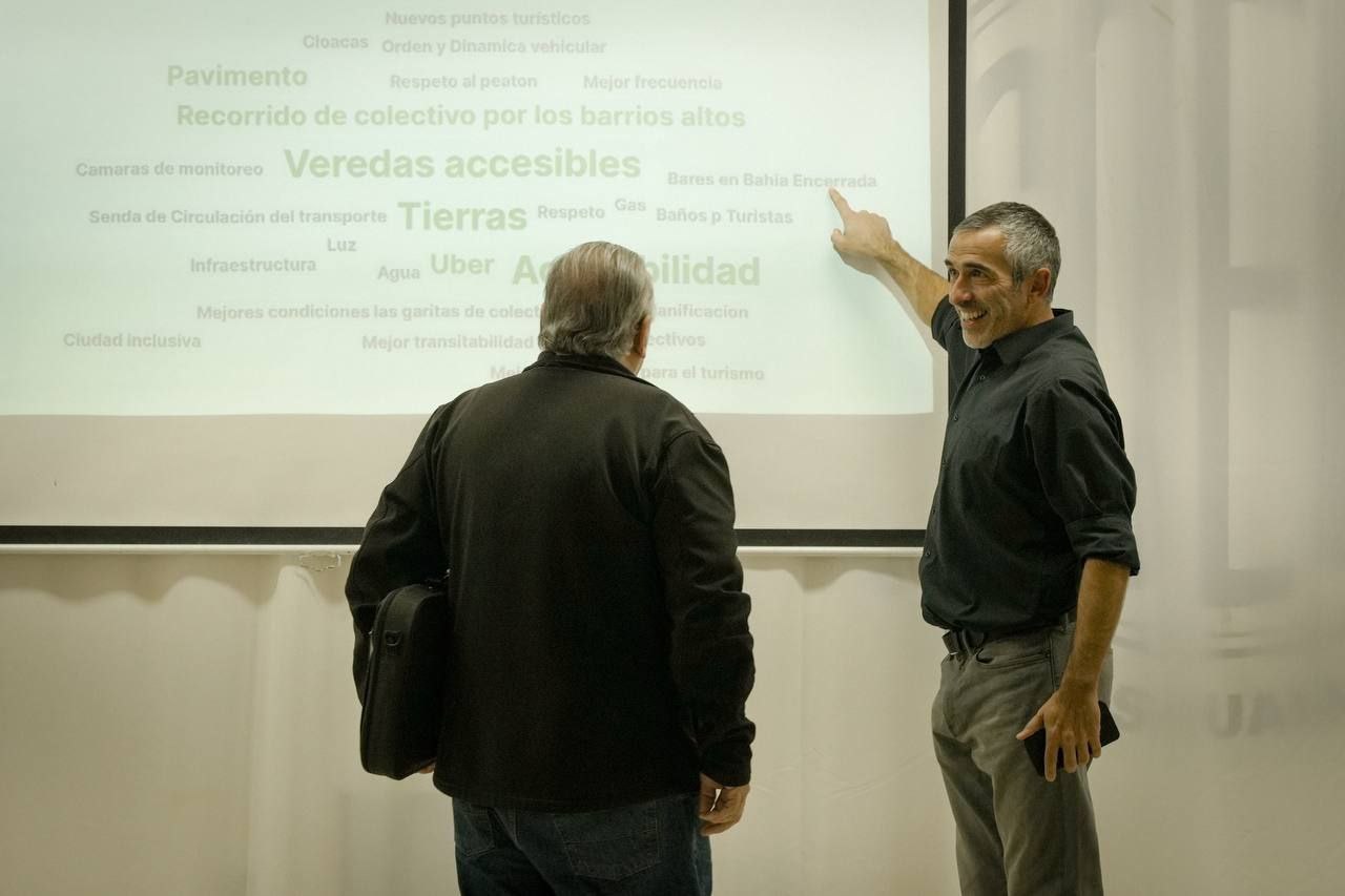 Comenzaron los talleres Municipales  “Ushuaia te escucha”