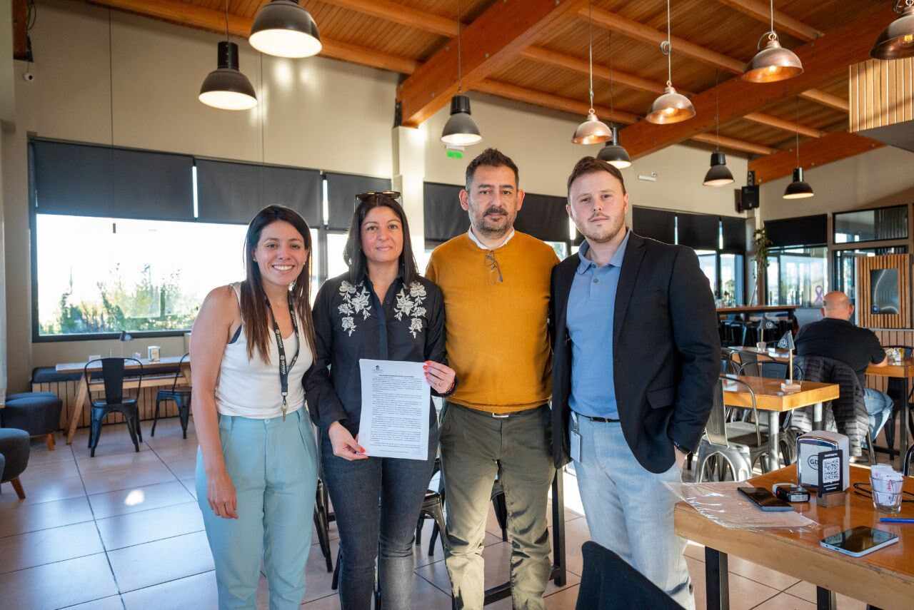 El Municipio de Ushuaia renegoció el contrato de concesión del Yámana Bar y la Pista de Patinaje
