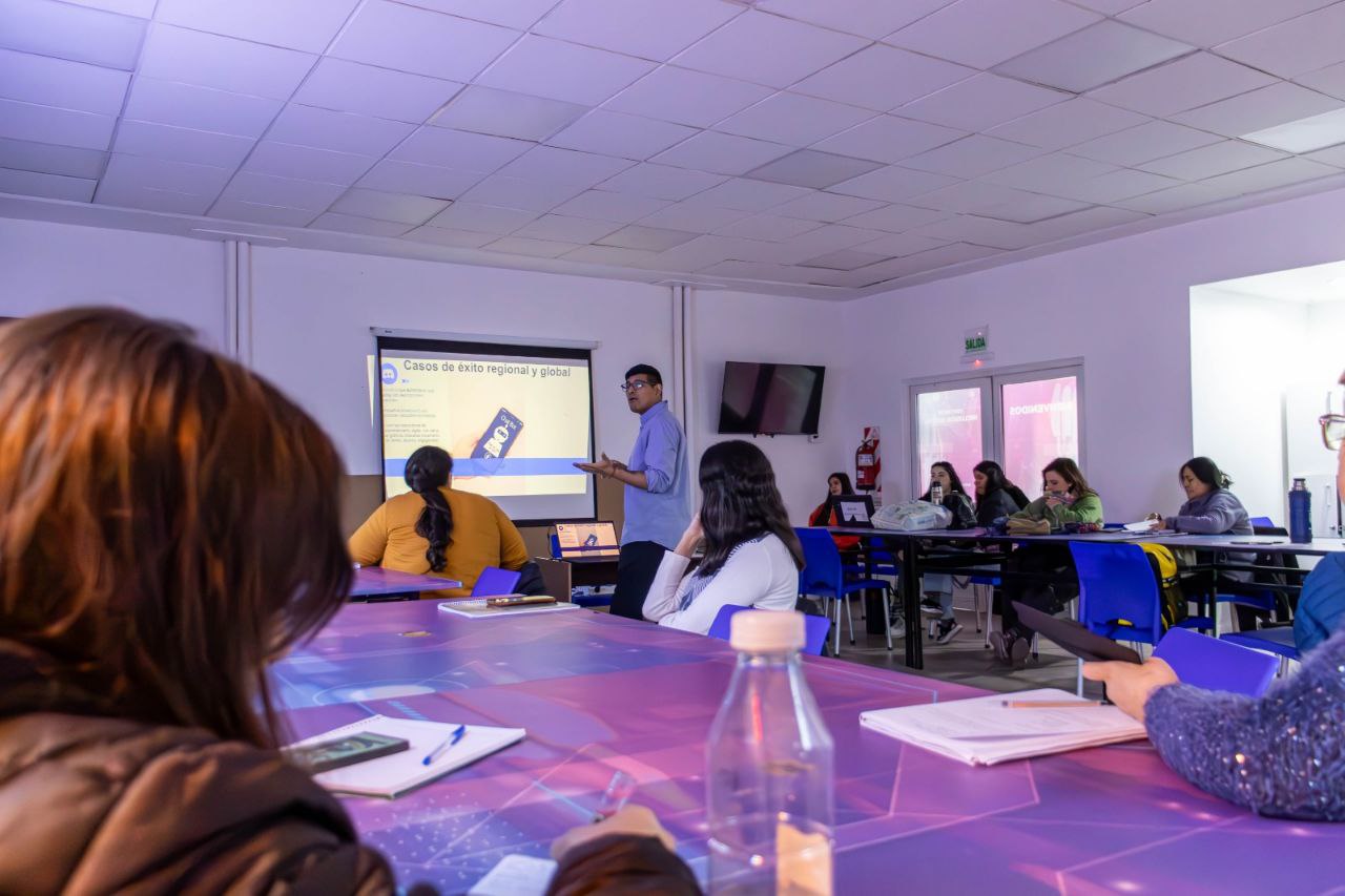 La Municipalidad de Ushuaia brindó una capacitación en inteligencia artificial