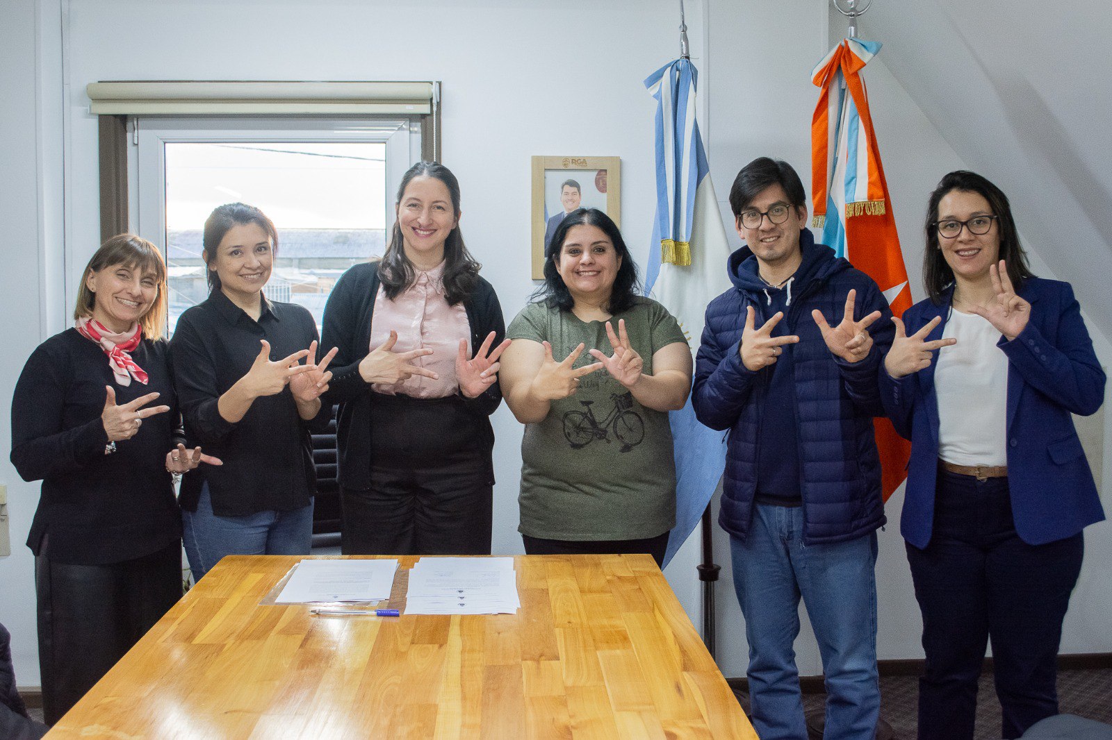 El Municipio y la Asociación Civil “CHEN HAITKEN” avanzan en acciones para una Río Grande más accesible