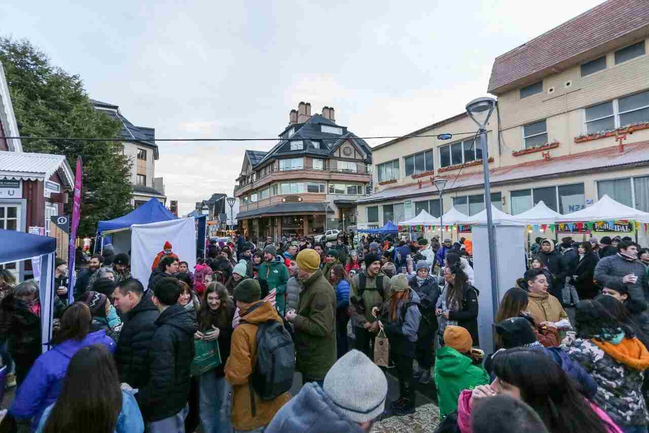 La Municipalidad de Ushuaia llevó adelante la 2° jornada de la Fiesta Nacional de la “Noche Más Larga 2025”