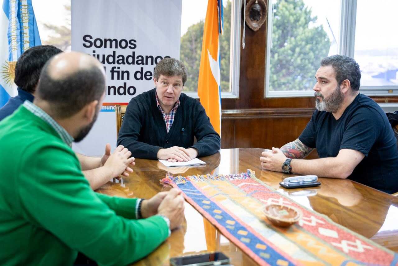 Melella: “Estamos muy preocupados por el futuro de los empleados y por el impacto que esta decisión tendría en la infraestructura vial de la provincia"