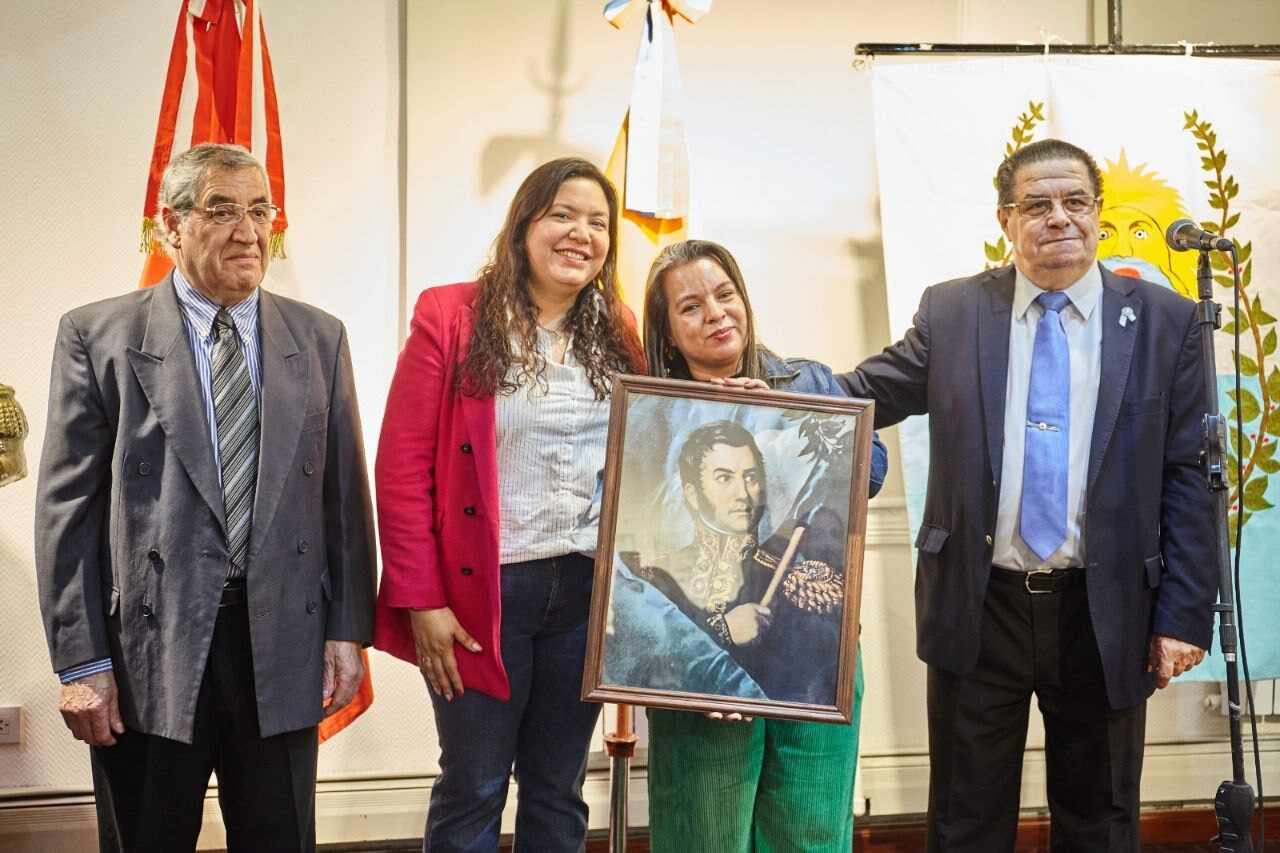 La Municipalidad acompañó la inauguración de la “XVIII Muestra del Libertador en Ushuaia”