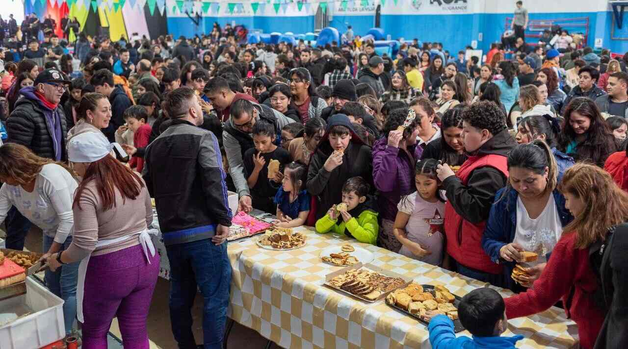 Niños y niñas celebraron su día con “Diversión en Grande”