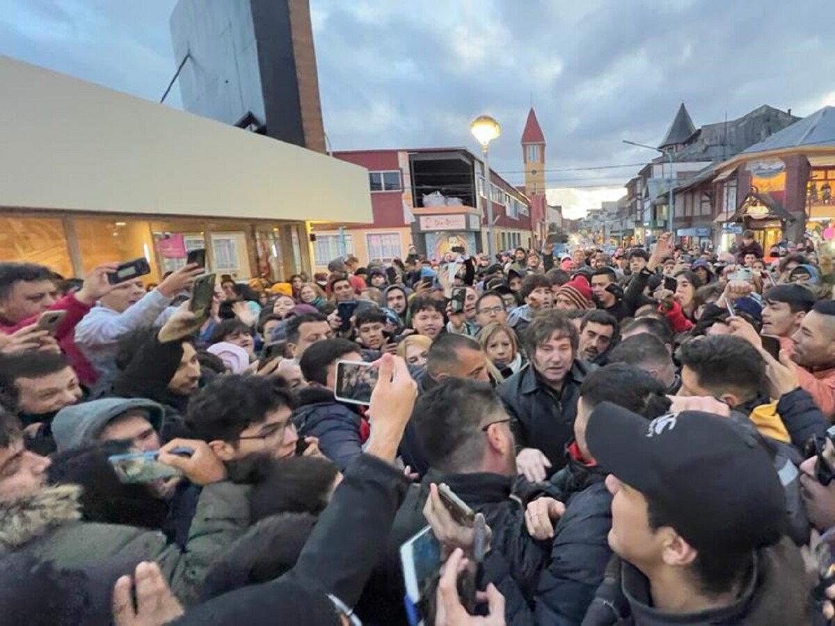 Javier Milei retoma la campaña en Ushuaia