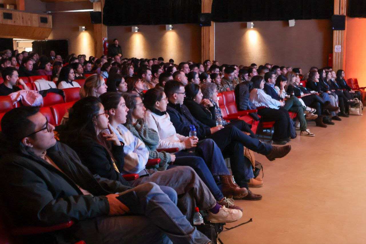 Prevención de Suicidio: Río Grande reunió a especialistas de toda la región y 3500 participantes