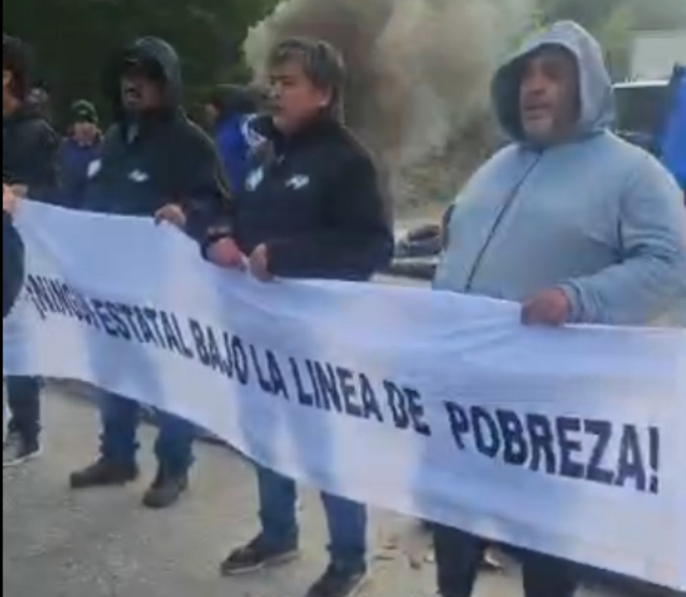 ATE corta   la Ruta Nacional N°3 en reclamo de aumento salarial