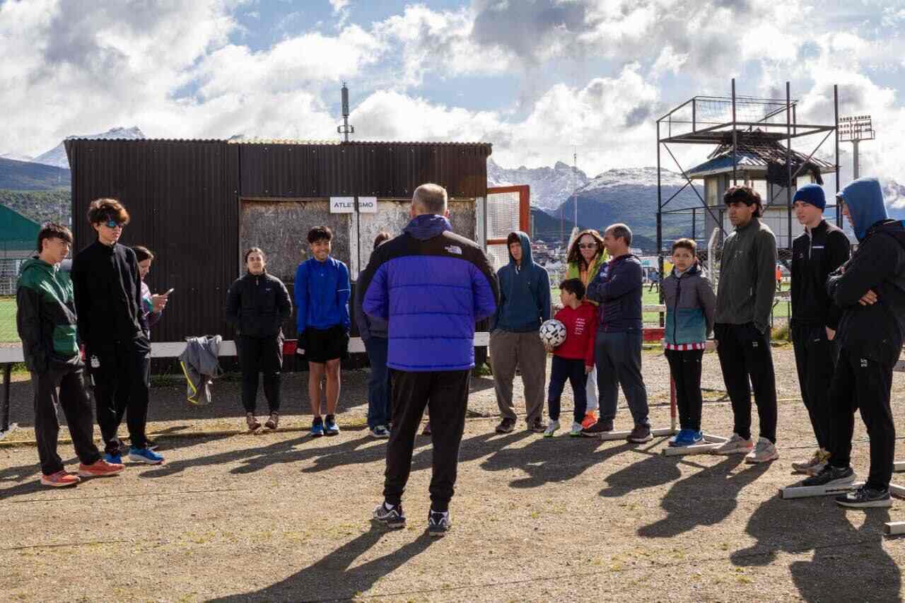 Se desarrolló con éxito un Campus de Atletismo de alto nivel en Ushuaia
