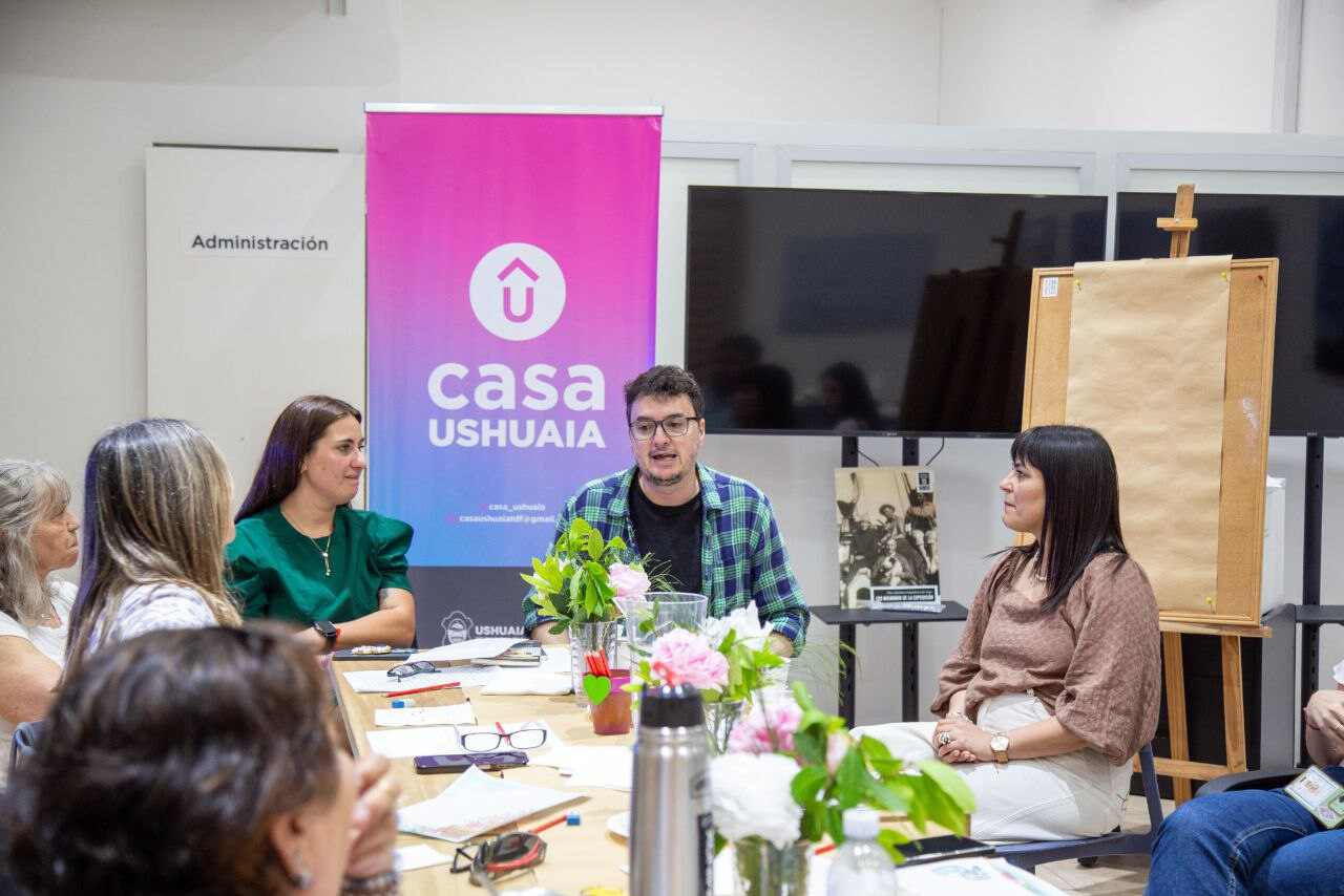 Casa Ushuaia realizó un taller literario para la comunidad fueguina residente en CABA