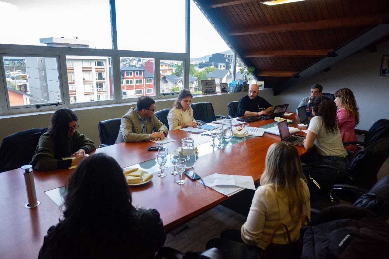 Se reunió el  Jurado de Selección para avanzar en la renovación de la Sindicatura General Municipal de Ushuaia
