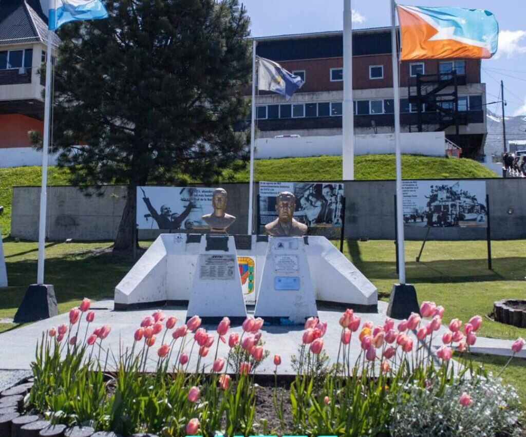 Repudio al destrozo de Tulipanes