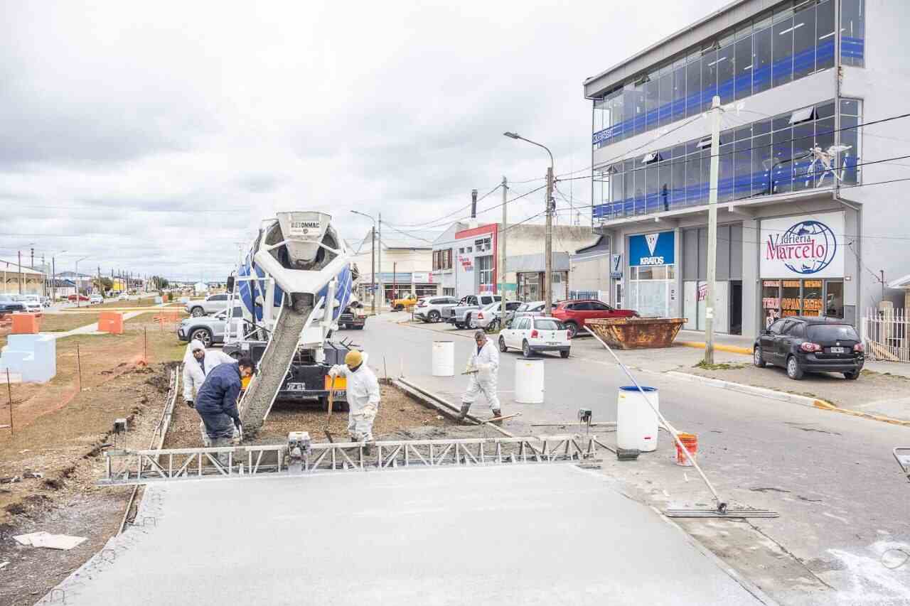 Municipio y vecinos impulsan una obra conjunta de estacionamiento en Av. Belgrano y Colón