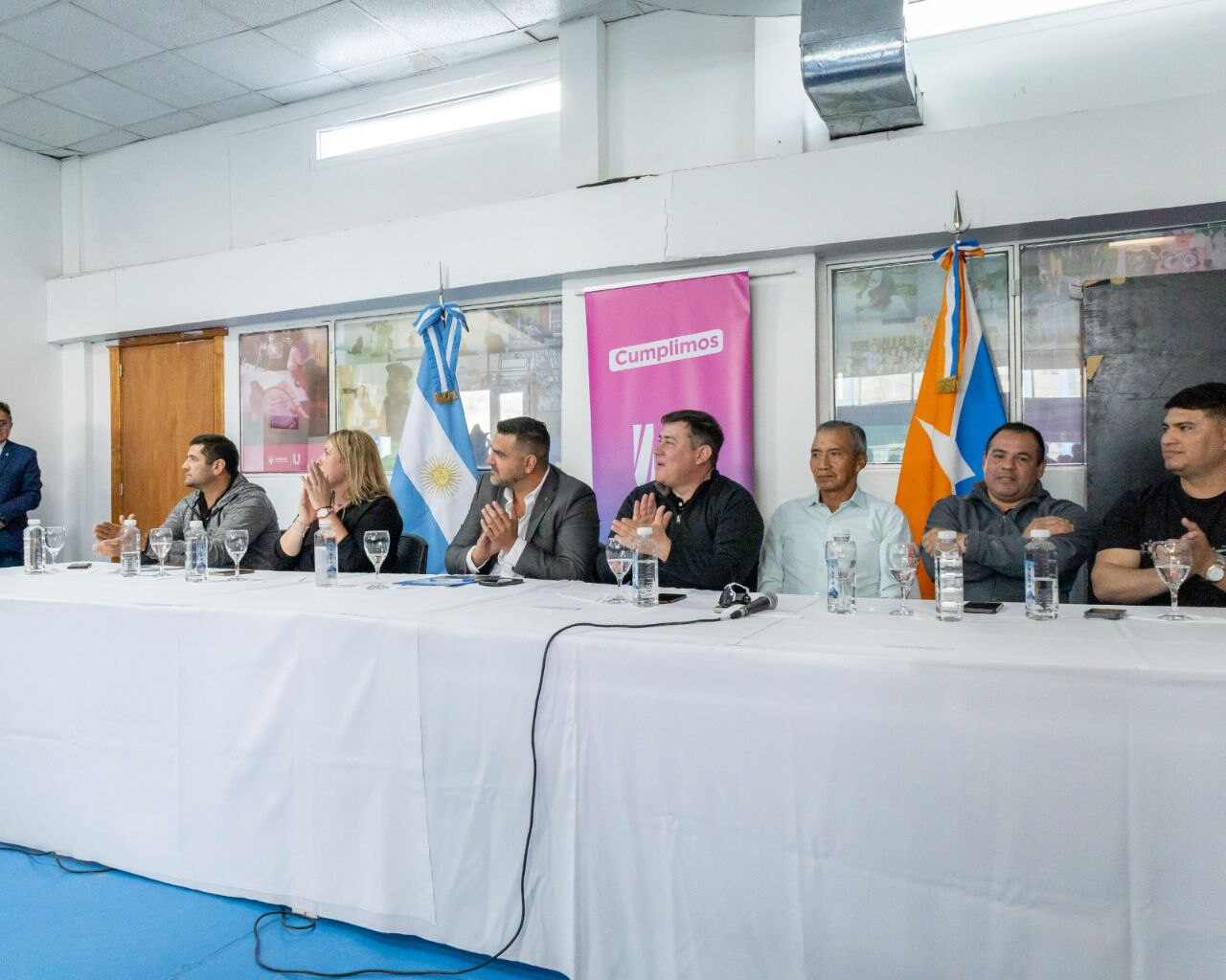 La Municipalidad de Ushuaia entregó actas de intención y resguardo a más de 100 familias de las fuerzas