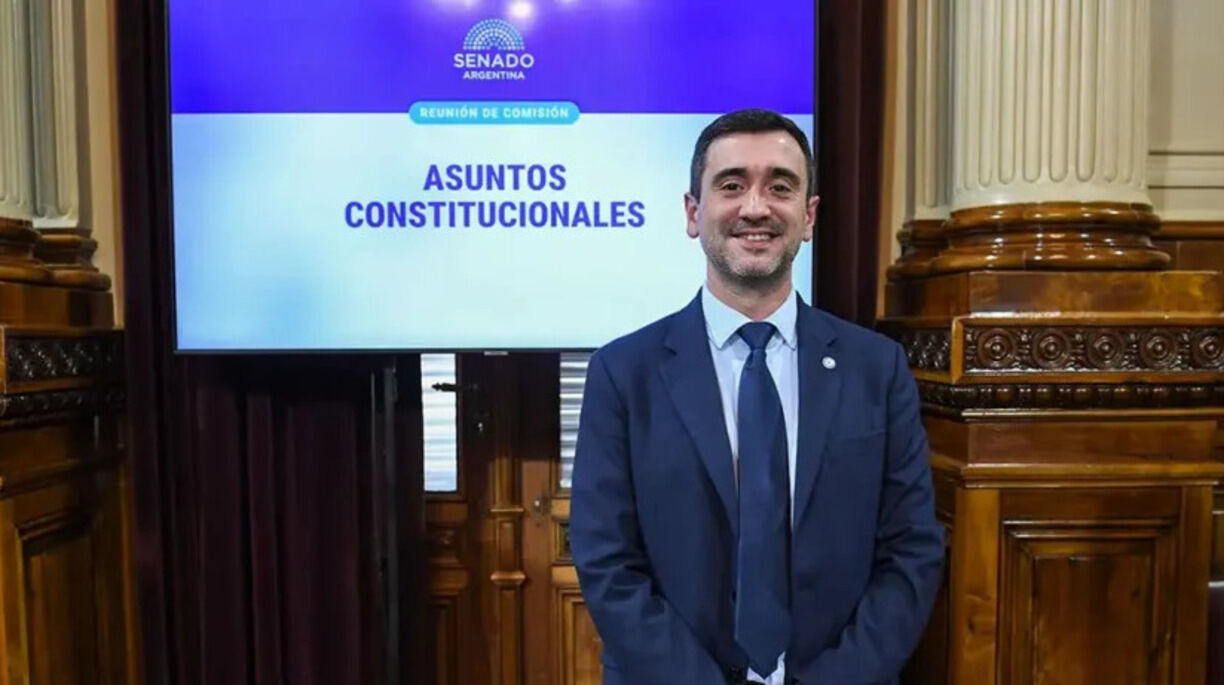 Coto asumió la presidencia de la Comisión de Asuntos Constitucionales