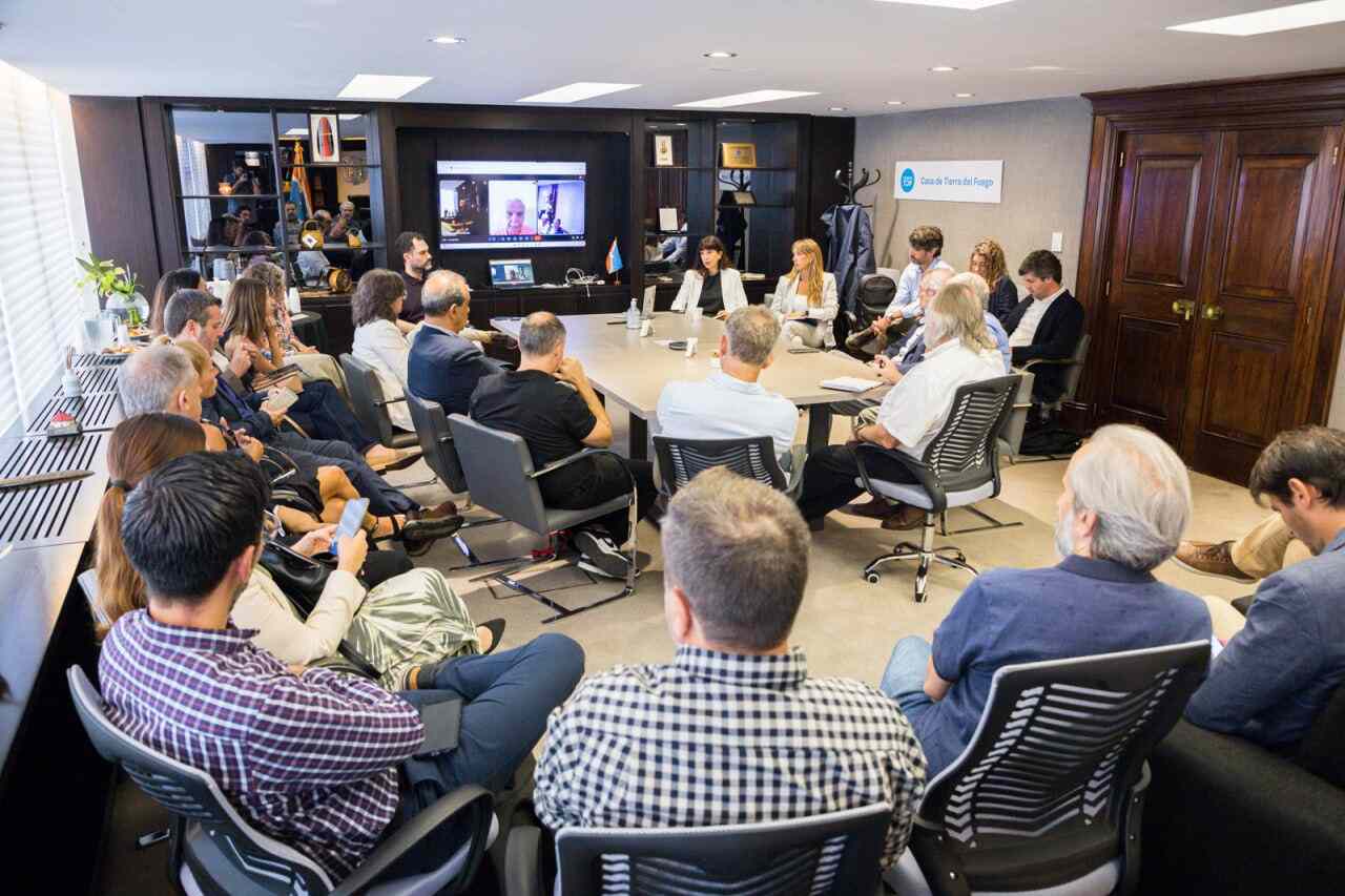 Gobierno trazó una agenda conjunta con representantes de las Cámaras Industriales Fueguinas