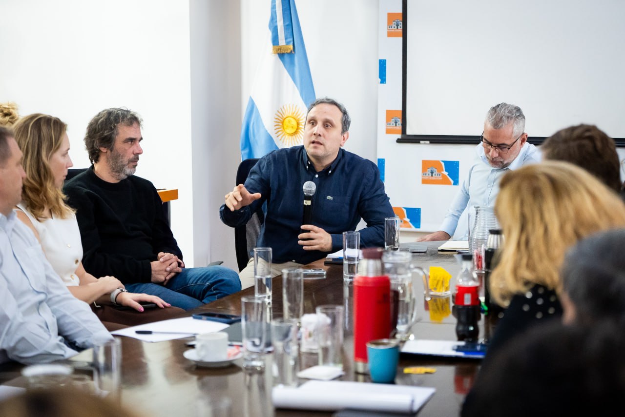 El Ministro Barrozo detalló en la Legislatura la situación económica y financiera de la Provincia