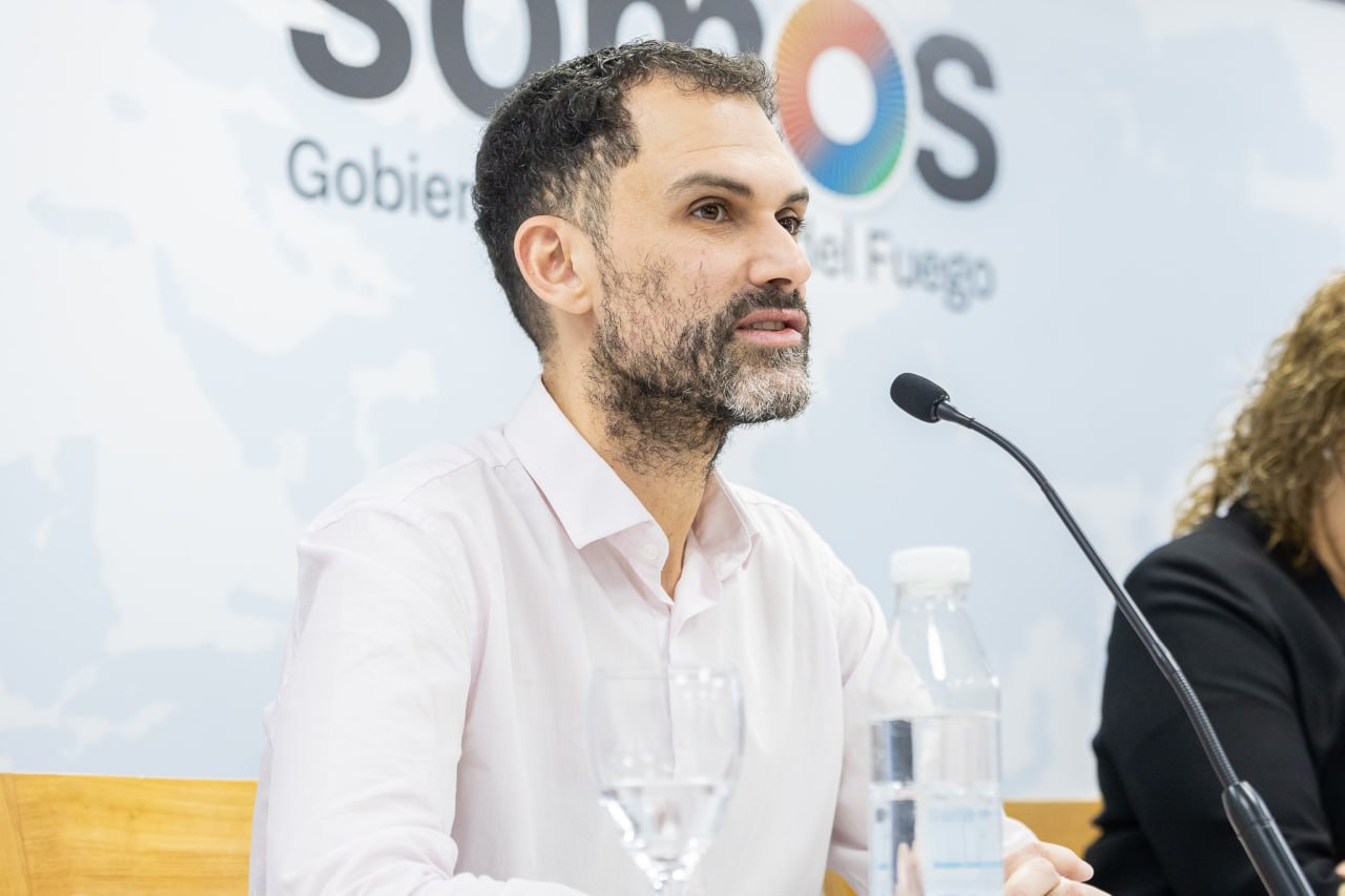 El Ministro Devita detalló acciones para ampliar la capacidad productiva de Tierra del Fuego