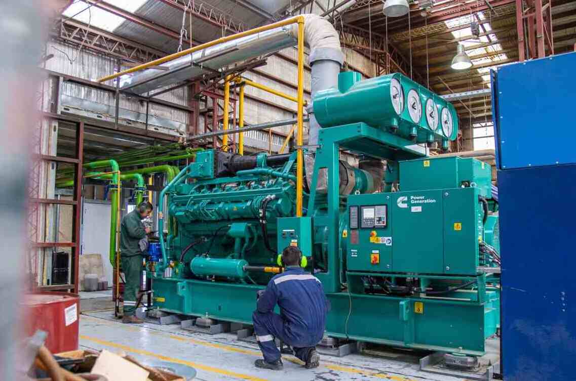 Este domingo continuarán las tareas sobre el nuevo Generador Cummins N°3