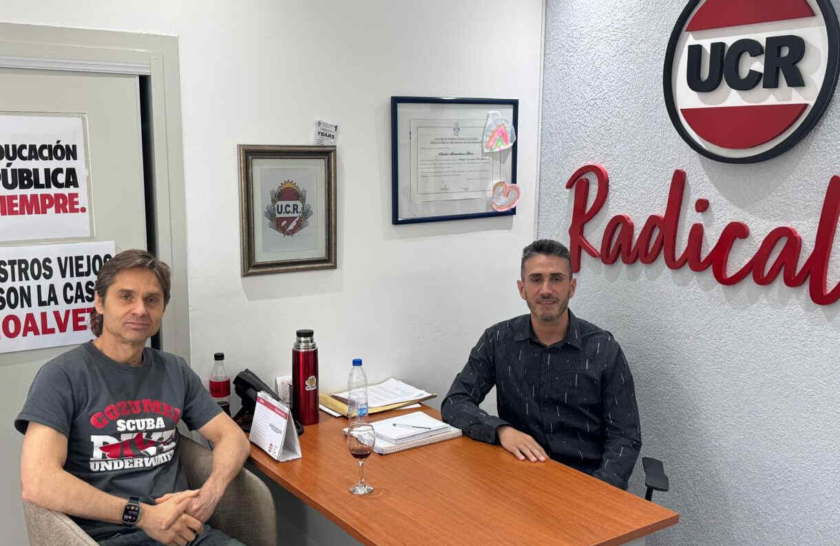 Sciurano agradeció al presidente del radicalismo Maximiliano Ybars la invitación a la asunción de autoridades partidarias