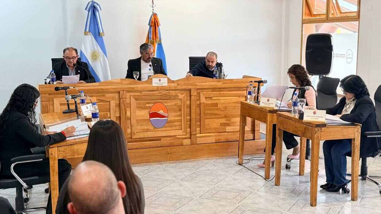 El Concejo detecta graves irregularidades en los balances municipales y exige explicaciones urgentes