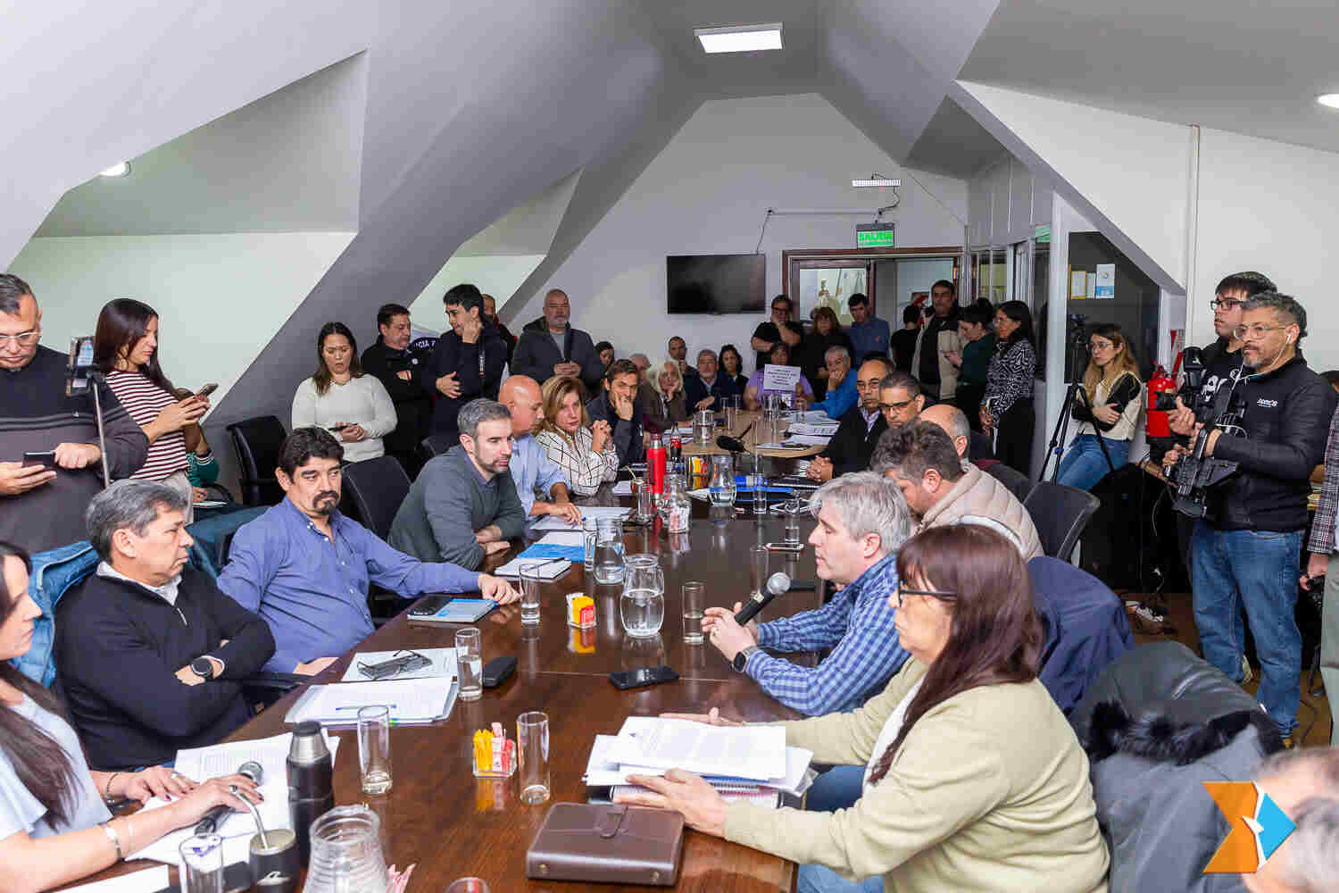 Analizan la sostenibilidad y el estado financiero de la Caja Previsional de Policía