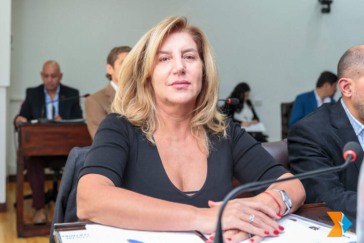 Salud analizará proyectos de Historia Laboral y de financiamiento para centros sanitarios municipales