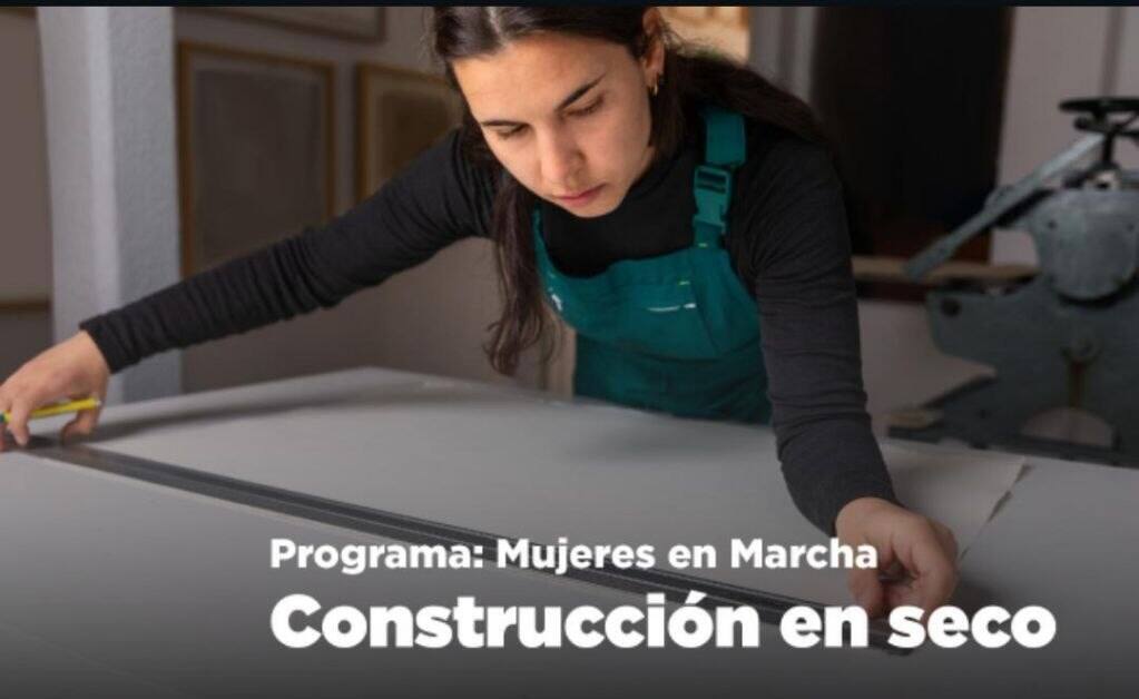 La Municipalidad de Ushuaia abre inscripciones al curso de construcción en seco del Programa “Mujeres en Marcha”