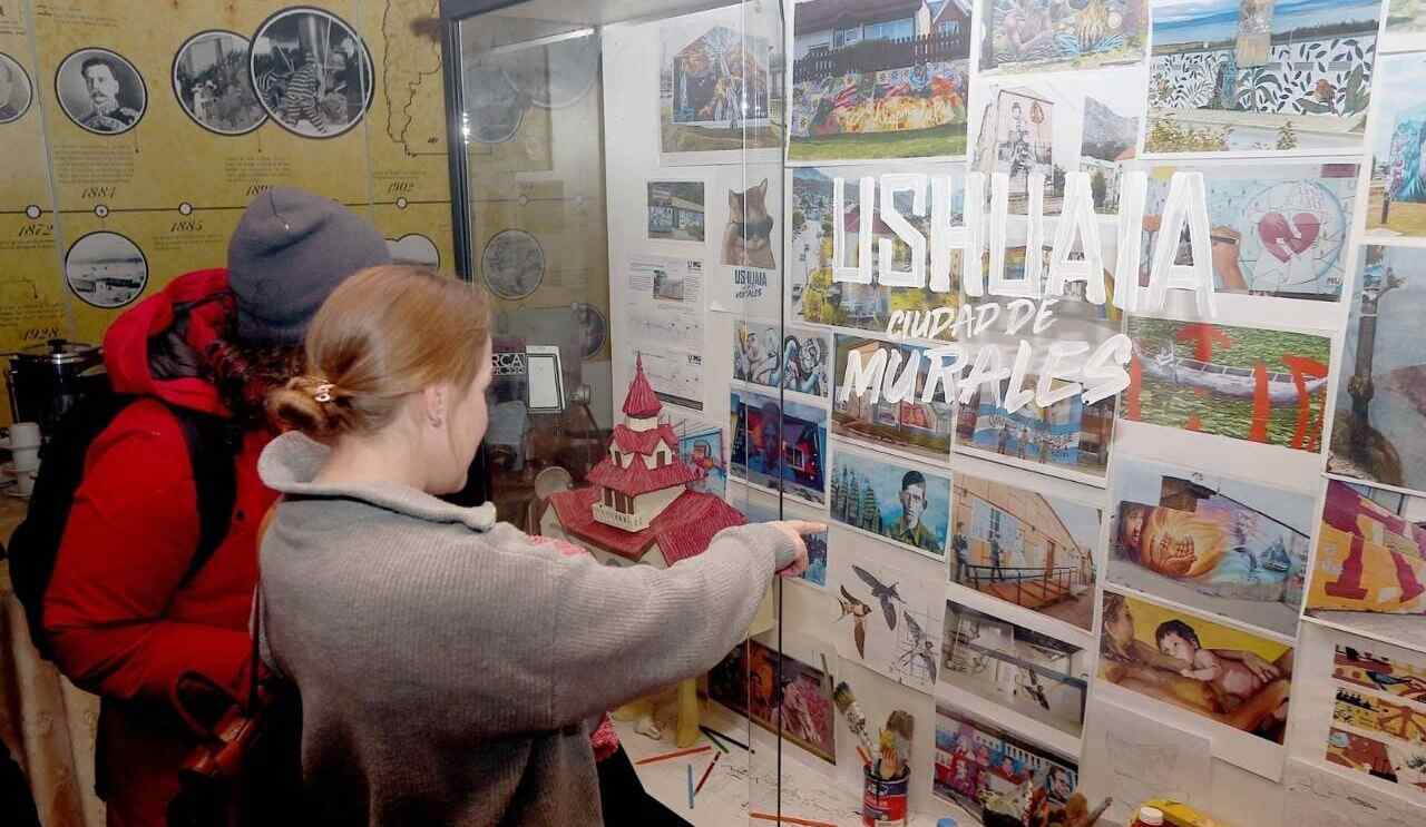 La Municipalidad presentó el mapa “Ushuaia, Ciudad De Murales”