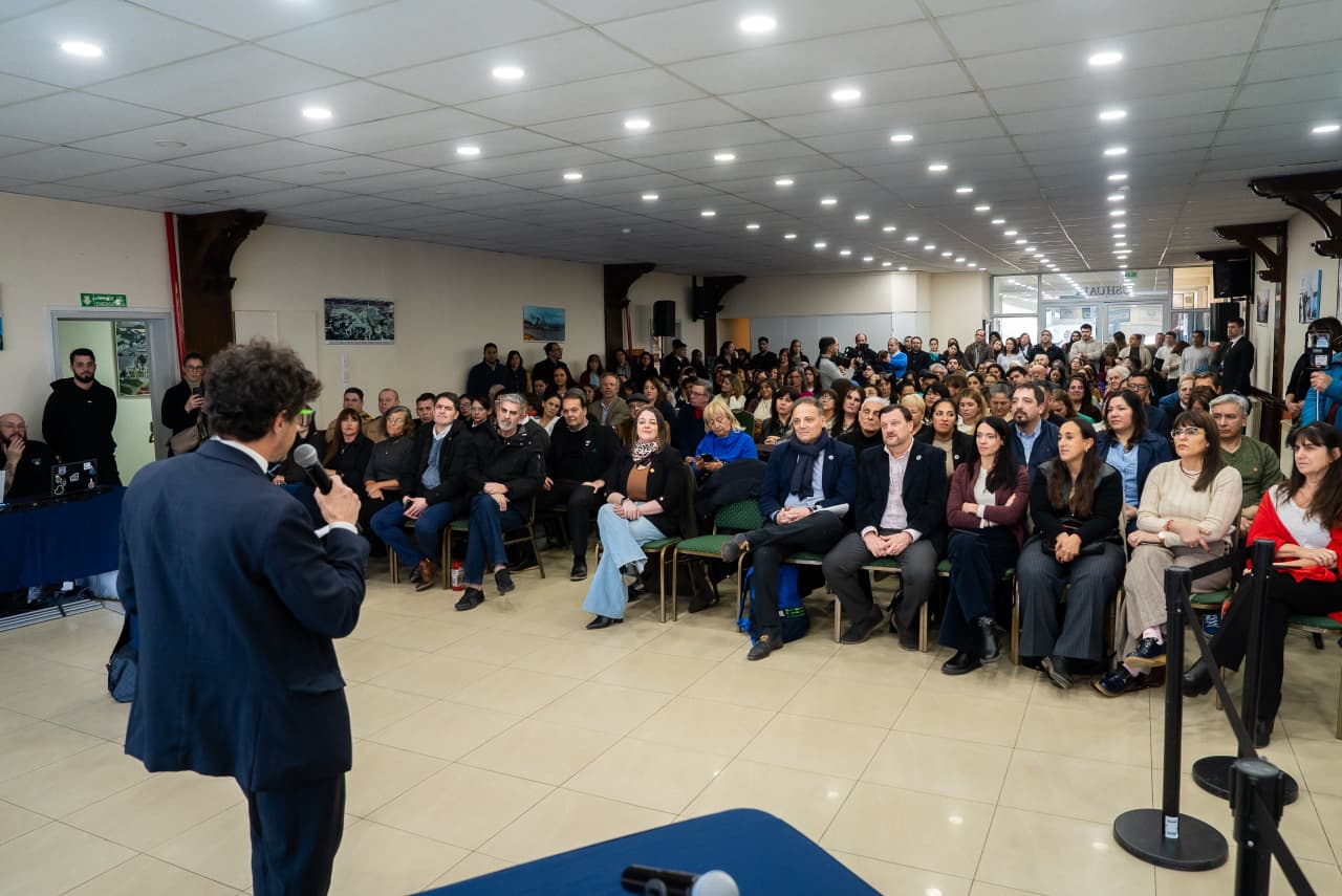 Más de 150 personas participaron del 1° día del Precongreso Fin del Mundo 2026 "Territorios, derechos y longevidad en tiempos de cambio"