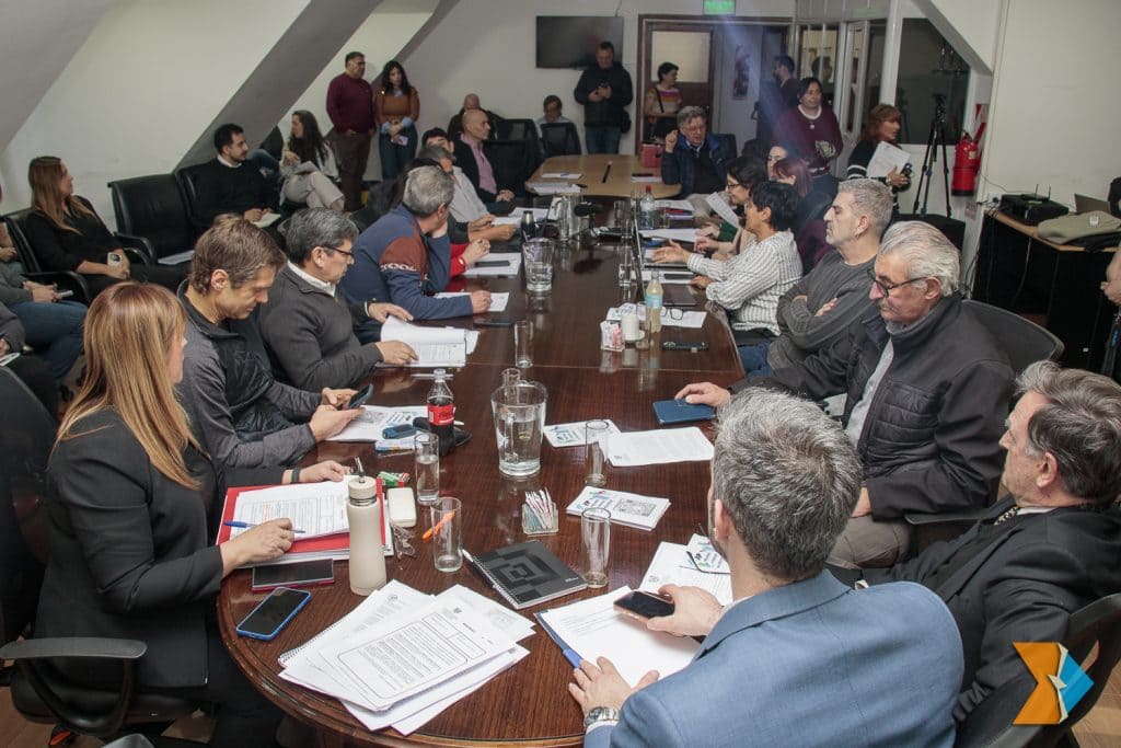 Analizaron proyectos para garantizar la enseñanza integral de la Causa Malvinas en todos los niveles educativos
