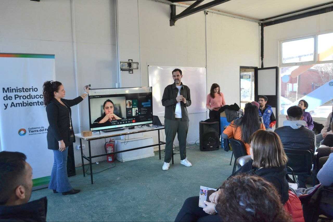 “Crecer con Identidad”: 175 emprendedores y productores fueguinos ya participan de la instancia provincial
