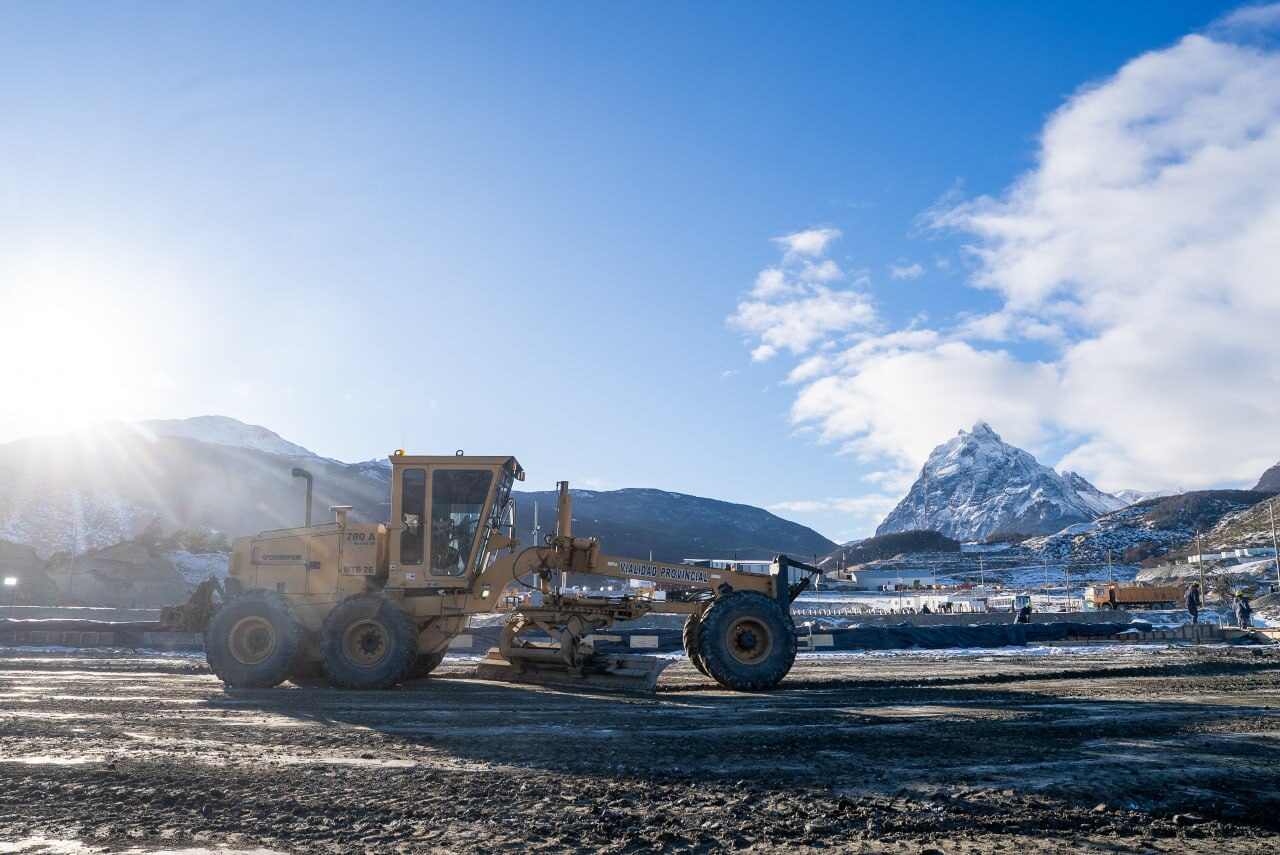 Vialidad Provincial y la DPE participan del operativo de traslado del equipamiento de la Nueva Usina