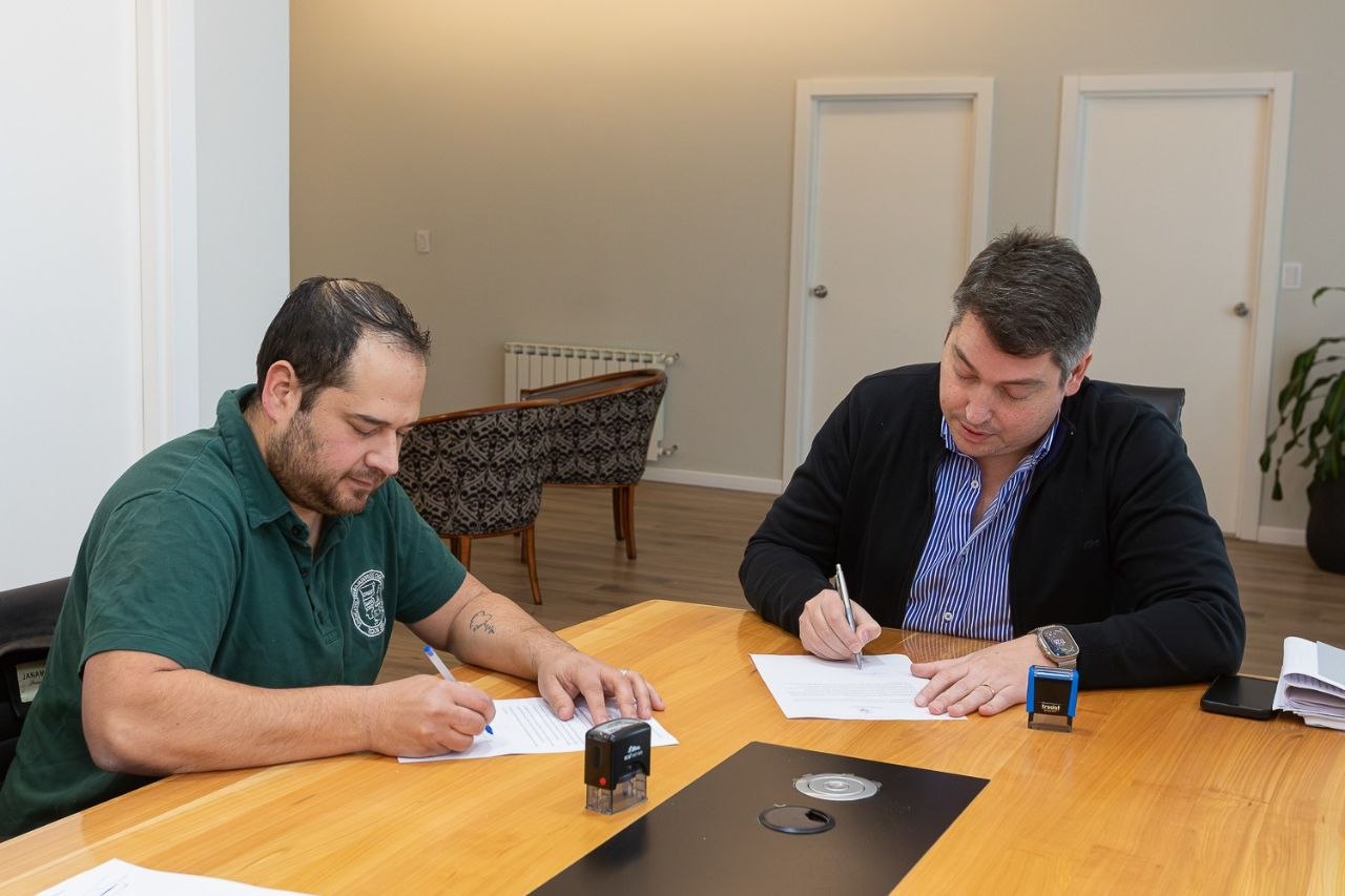 Municipio y SITOS acordaron nueva recomposición salarial para los trabajadores de Obras Sanitarias