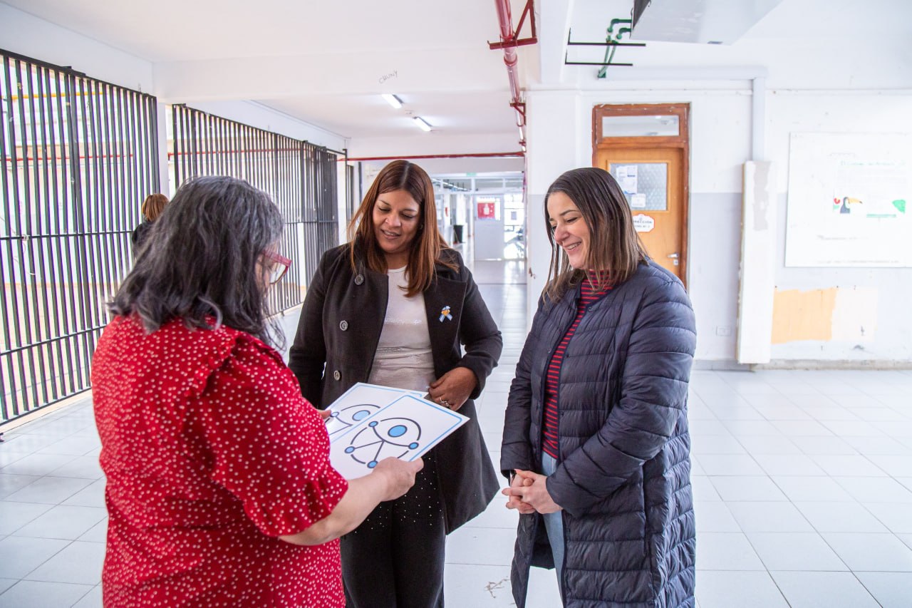 El Gobierno acompañó la entrega de nueva cartelería con el Símbolo Internacional de Accesibilidad