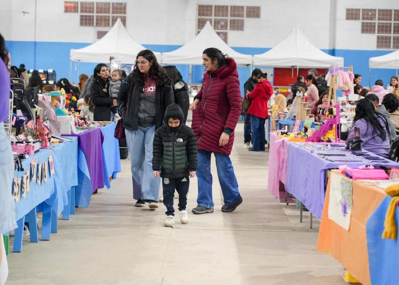 El Mercado en tu Barrio volvió a acercar precios accesibles a las familias de Río Grande