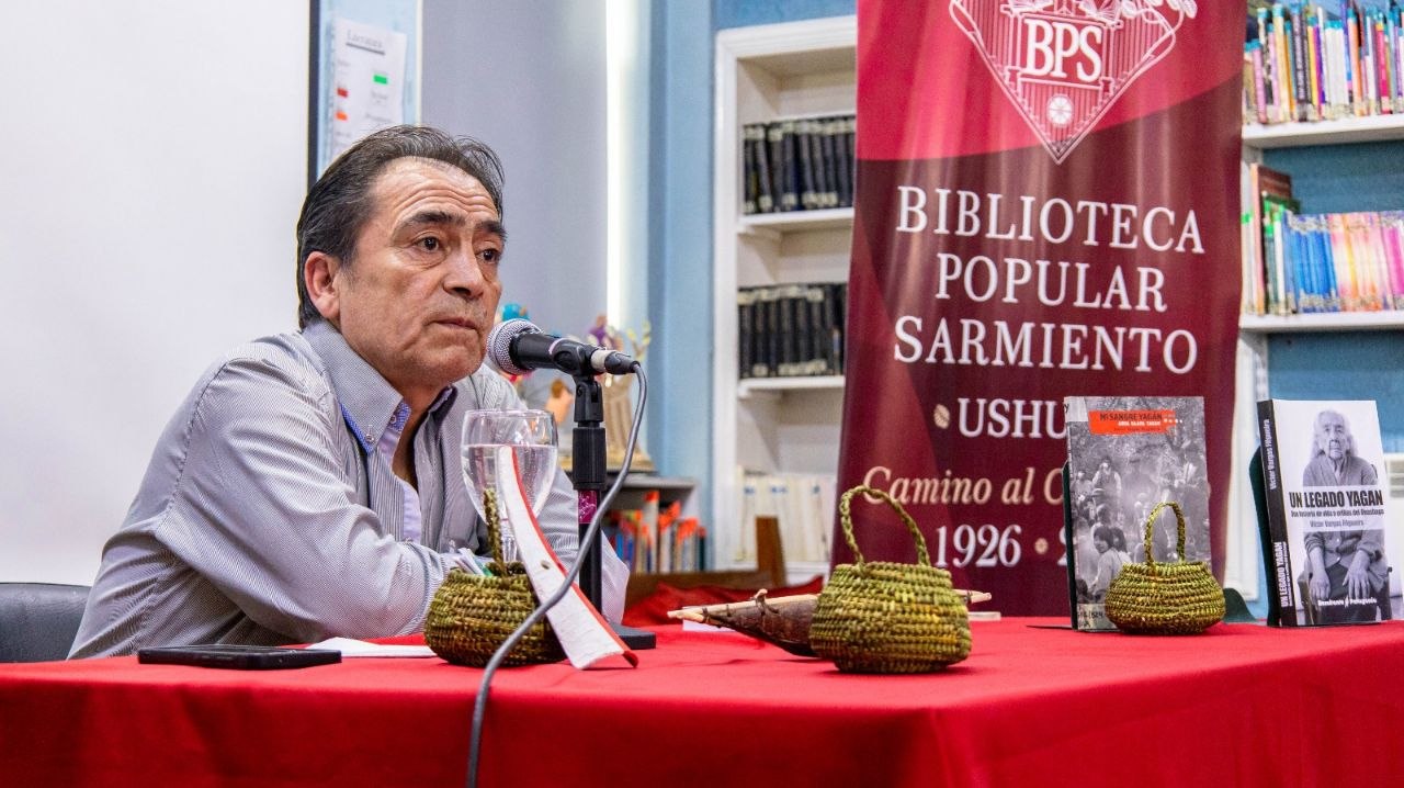 La Municipalidad de Ushuaia acompañó la presentación del libro “Un Legado Yagán”
